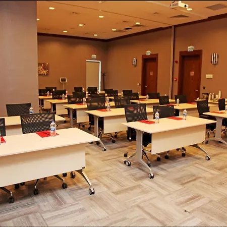 Ramada By Wyndham Alibeykoy 4* Istanboel