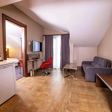 Ramada By Wyndham Alibeykoy 4* Istanboel