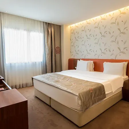 Ramada By Wyndham Alibeykoy 4* Istanboel