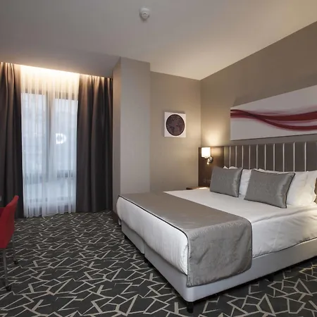 Hotel Ramada By Wyndham Alibeykoy