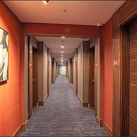Ramada By Wyndham Alibeykoy ホテル イスタンブール