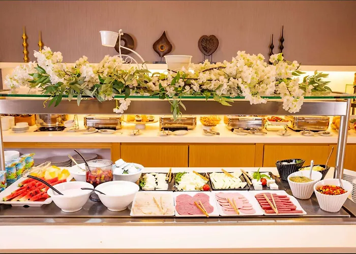 Ramada By Wyndham Alibeykoy Hotel 4*