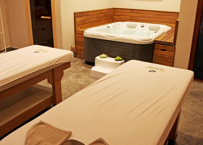 Hotel Ramada By Wyndham Alibeykoy 4*