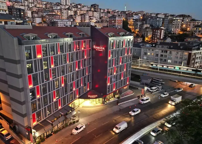 Ramada By Wyndham Alibeykoy Hotel 4*